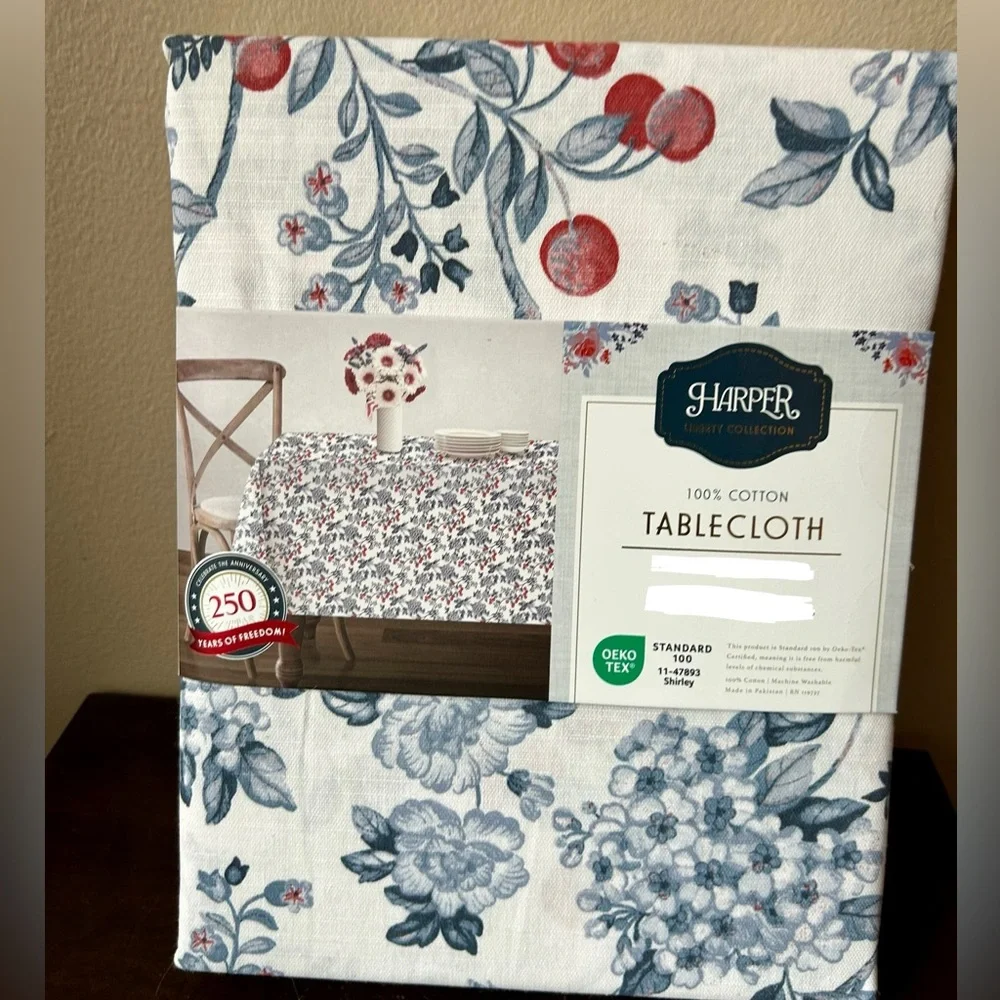 Harper Americana New Tablecloth 60”x 120” Oblong Red White Blue July 4th Floral